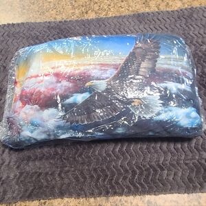 My Pillow Roll & Go Travel.Pillow And Go Anywhere American Eagle Pillow Case New